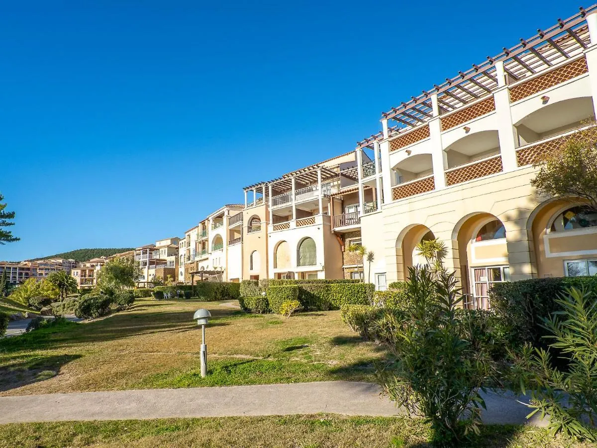 Apartment Le Village - Vj106 By Interhome Saint-Raphaël