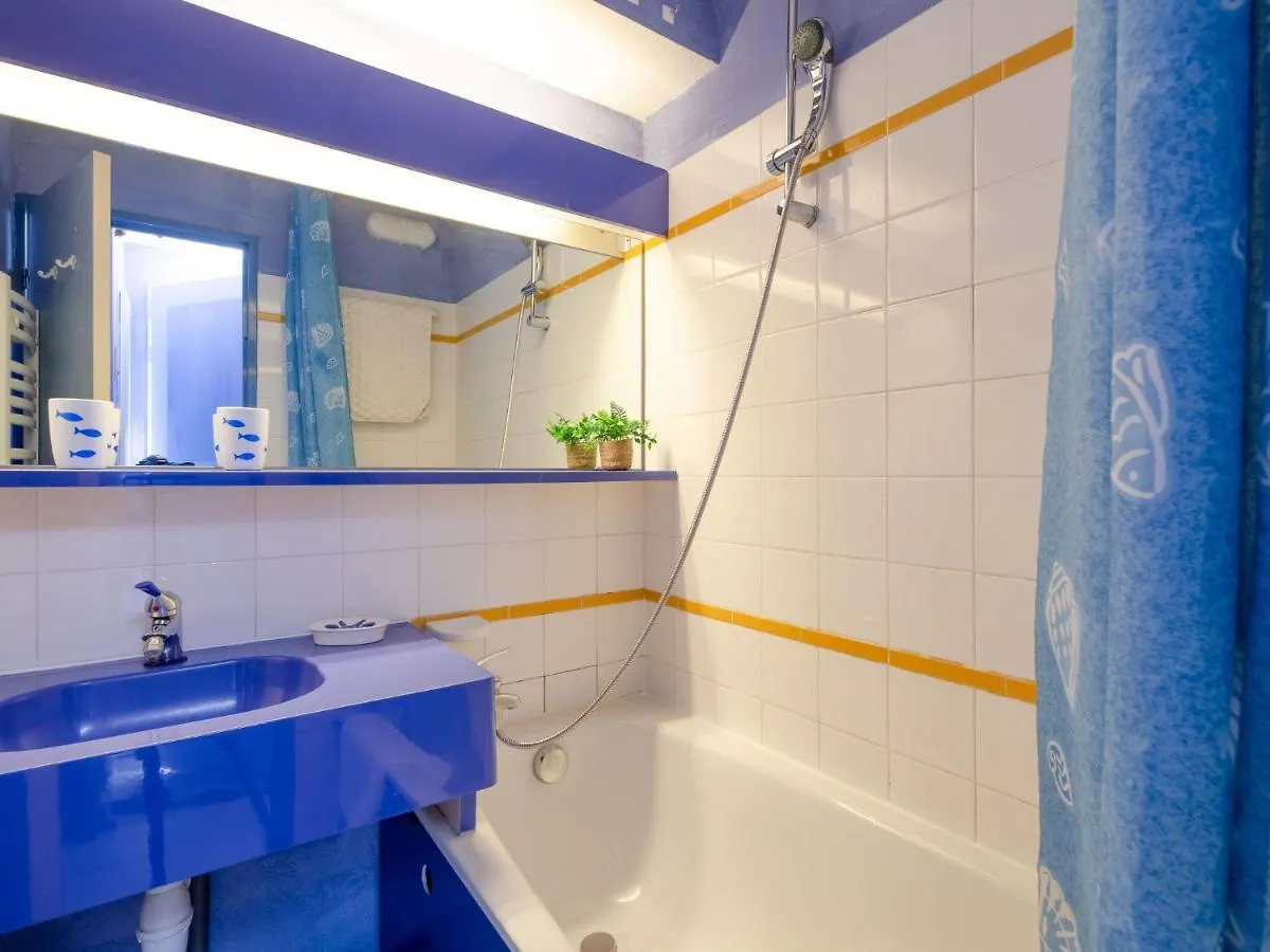 Apartment Le Village - Vj106 By Interhome Saint-Raphaël