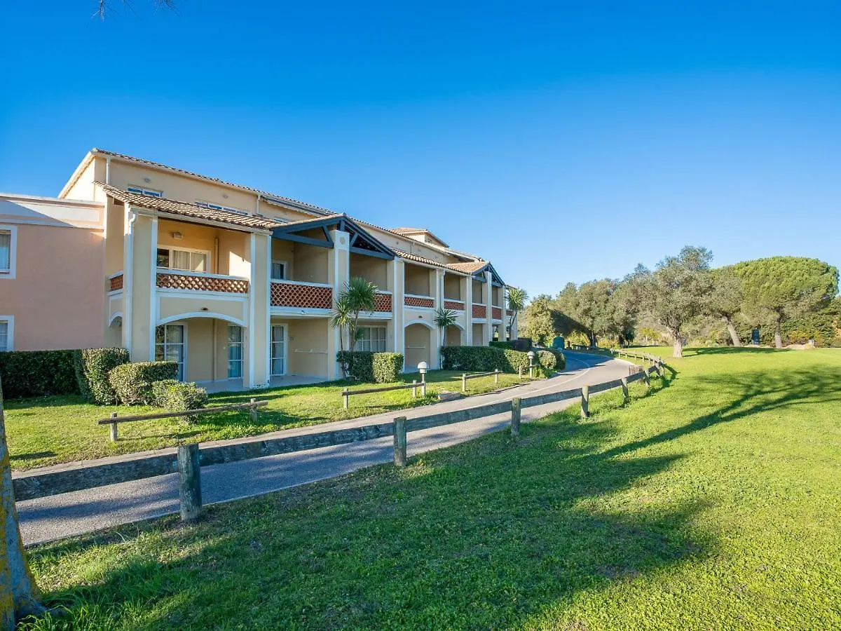 Apartment Le Village - Vj106 By Interhome Saint-Raphaël