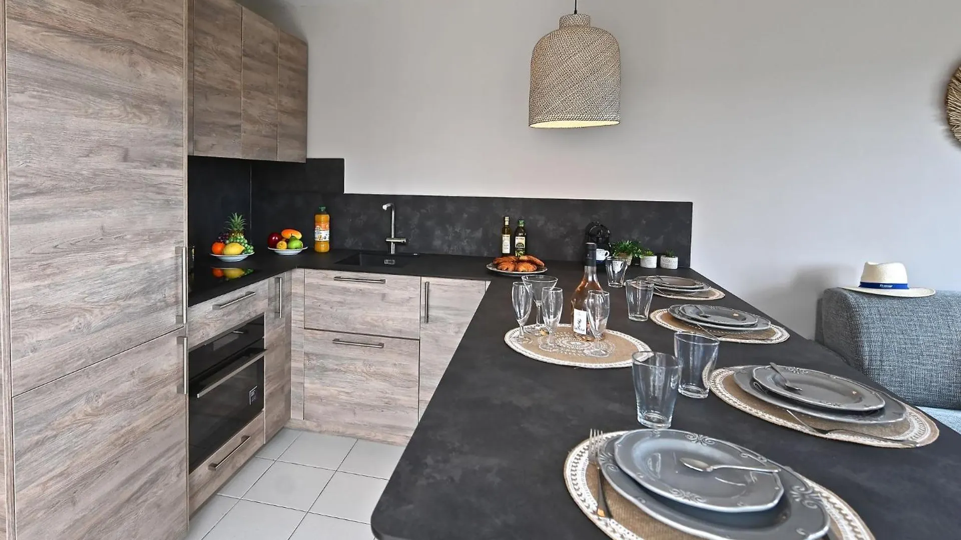 Apartment Le Village - Vj106 By Interhome Saint-Raphaël